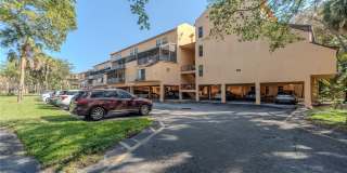 430 Commodore Dr Gallery 1