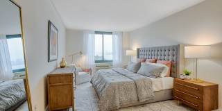 Windsor at Mariners Gallery 20