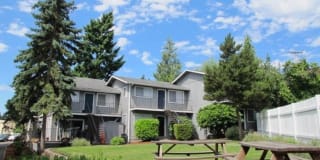 Crestwood Courts Gallery 2