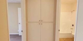Burkhart Apartments Gallery 31