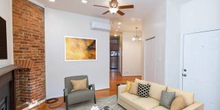 Charming Hill East One Bedroom Gallery 4