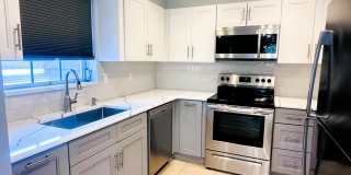 423 Pine Tree Court unit: 23 Gallery 4