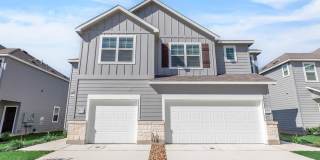 Casinas at Gruene Gallery 1