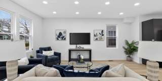 2932 YOST Place NE Gallery 10