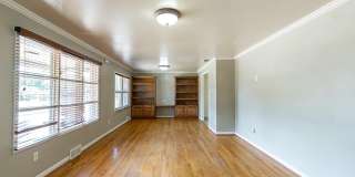 3104 49th Street Gallery 3