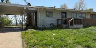 2 bedroom 1 bath with carport in Washburn Rural School district Gallery 1