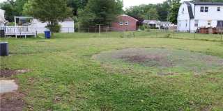 330 Kingsman Drive Gallery 14