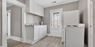 Charming 2BR Apartment in Winston Salem Gallery 4