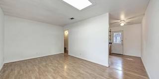 1805 Mohle - A Gallery 7