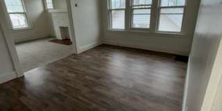 512 E HIllcrest Gallery 1