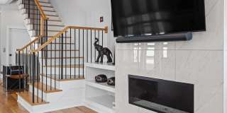 613 S West Street Gallery 21