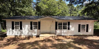 4 bed 1 bath home Gallery 1