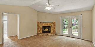 3 bedroom/ 2 bathroom home on the Northside! Gallery 6