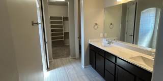 Beautiful Home in Los Lunas Gallery 12