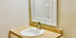 3907 Englewood Circle Gallery 18
