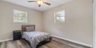 8 Goodman Ln Gallery 16