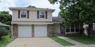 312 WESTMEADE Drive Gallery 1