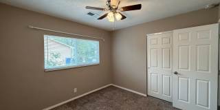 Lovely 4 Bedroom 2 Bathroom Home In NE ABQ! Gallery 14