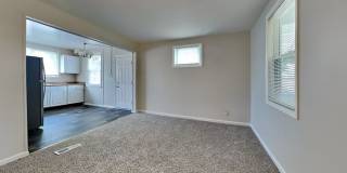 11 Seabright Avenue Gallery 4