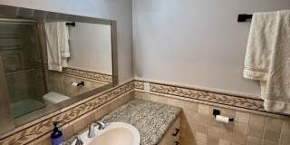 8530 Holloway Dr Gallery 10