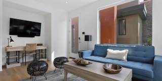 50070 Via De Moda Gallery 17