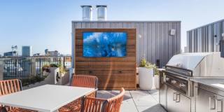 Idyl Gallery 72
