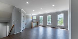 24635 KINGS CANYON Square Gallery 41