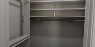 Newly Refreshed 3 bedroom 2 bath Duplex - Open To Section 8 Gallery 14