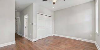 615 N. Calhoun Street #1 Gallery 16