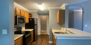 Very nice 2bed/2bath condo on 3rd floor in gated Equestrian Parc  in New Tampa! Gallery 8