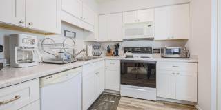 9465 N 92nd Street Gallery 5