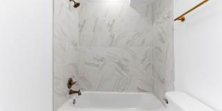 Parkside Haven: Contemporary 2-Bedroom Row Home Near Patterson Park Gallery 23