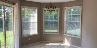 3 Bed / 2 Bath Extremely close to Wedington Exit! Pre-leasing for Aug 10 Move-in! Gallery 5
