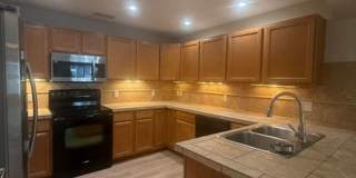 Beautiful spacious 3 bedroom, 2 bathroom condo in highly sought after Stonegate Park Guell Gallery 1