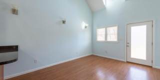 342 Mathews Avenue NE Gallery 5