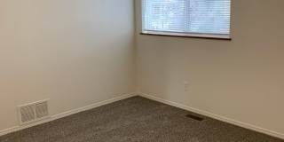 AVAILABLE NOW!! East side - 3 Bdrm, 1.5 Bath Gallery 31