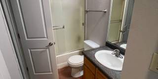 Charming 2bd  1.5ba home in South KC Gallery 7