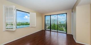 8 BELLEVIEW BOULEVARD Gallery 26