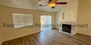 Stunning 5 Bed/2 Bath NW Bakersfield Home Gallery 7