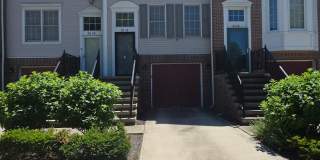 Single Family Home 2 beds 1 bath Available Now! Gallery 1