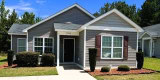 One Story Living 3 Bedroom 2 Bath Home Gallery 1