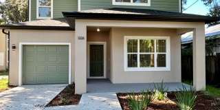 Brand-New 4-Bedroom Home with Modern Finishes and Convenient Orlando Access Gallery 1