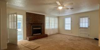 4 Bedroom 2 Bath Rancher Gallery 8