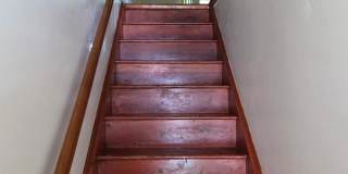 285 Village Court Gallery 1