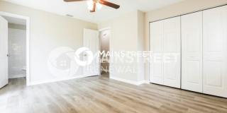 3516 Denham Street Gallery 10