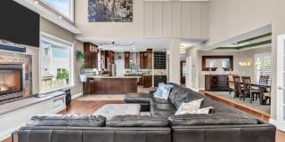 609 15th Avenue Gallery 25