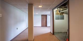 512 South Street Gallery 17