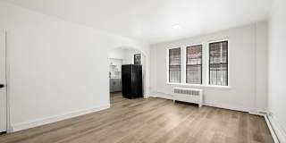 6751 S Jeffery Apartments Gallery 5