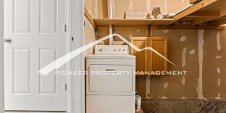 Gorgeous Condo with Washer/Dryer and Central AC Gallery 20