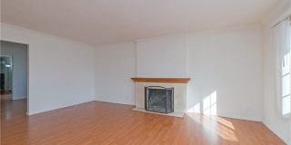 23551 Venisia Gallery 4